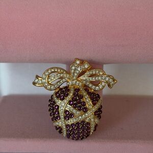 Authentic Vintage Swarovski Purple Crystal Christmas Ornament Brooch - Gold Tone